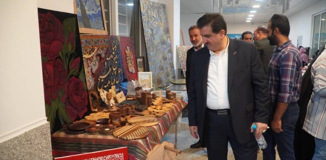 دکتر للـه‌گانی تصریح کرد آمادگی بانک رفاه کارگران برای حمایت از فعالان صنایع دستی