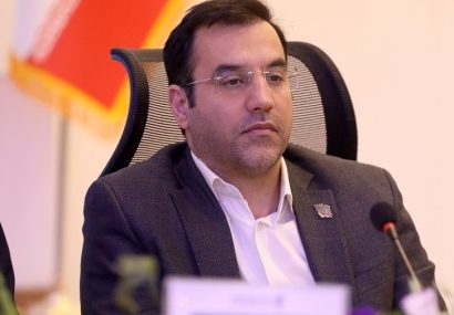 بانک رفاه کارگران پل ارتباطی مستحکمی میان جامعه کارگری و کارفرمایی است