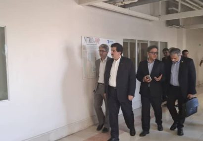 بازدید مدیرعامل بانک رفاه کارگران از خطوط تولید هلدینگ پارتسازان در مشهد
